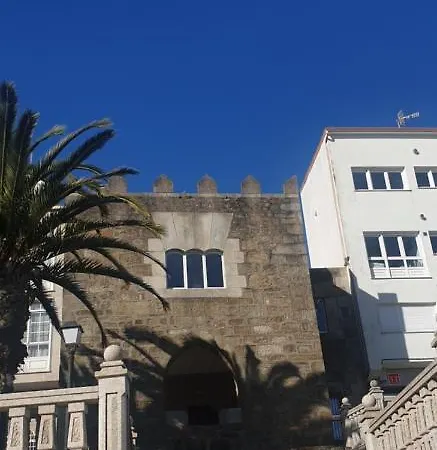 Edificio O Cristino * فينيستيري