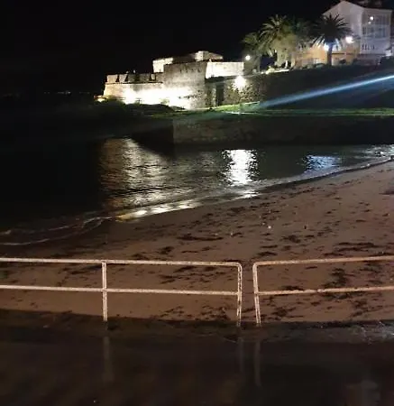 Edificio O Cristino فينيستيري